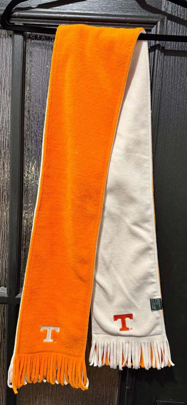 Tennessee Volunteers Fleece Scarf Size One Size Orange White T Logo Fringe